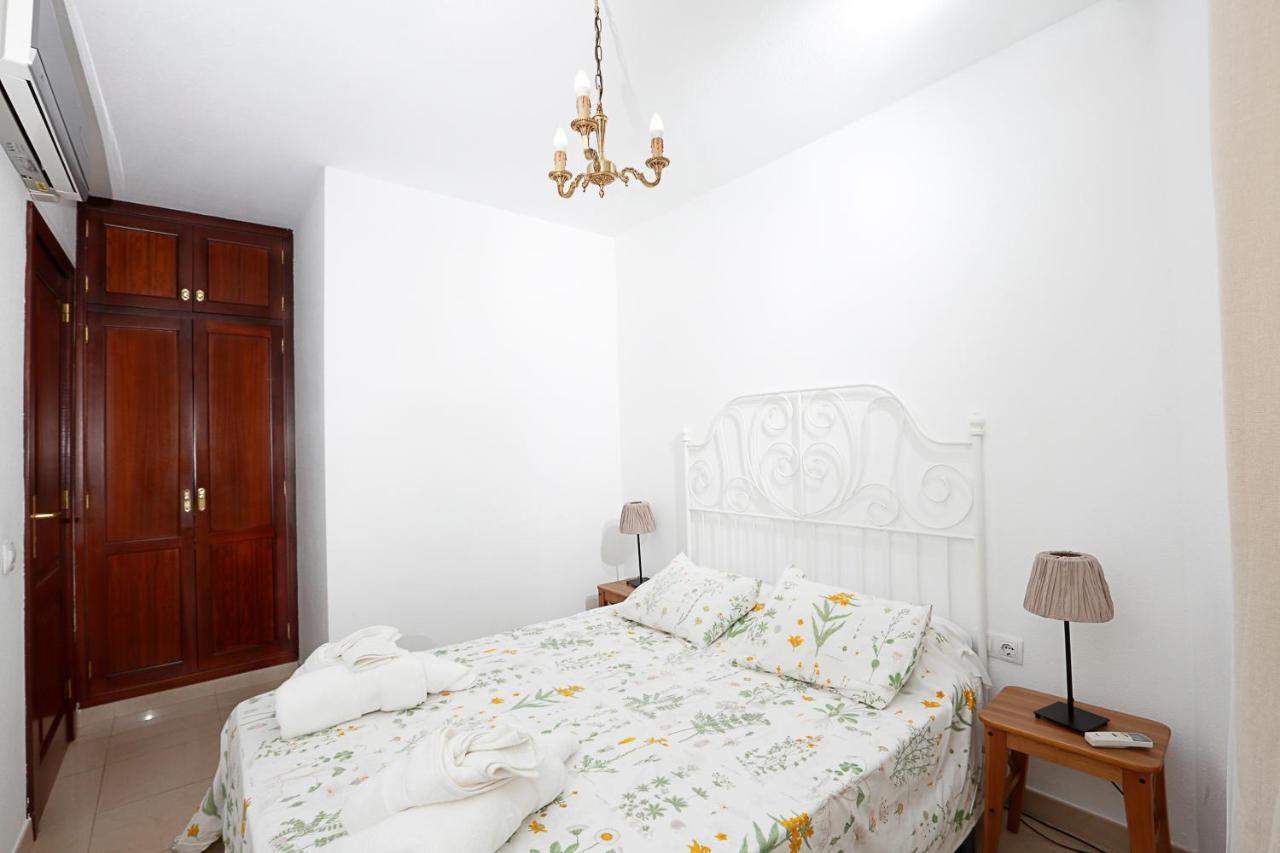 Apartamento Frente Al Puerto De Candelaria A 20 Metros De La Playa. Екстер'єр фото